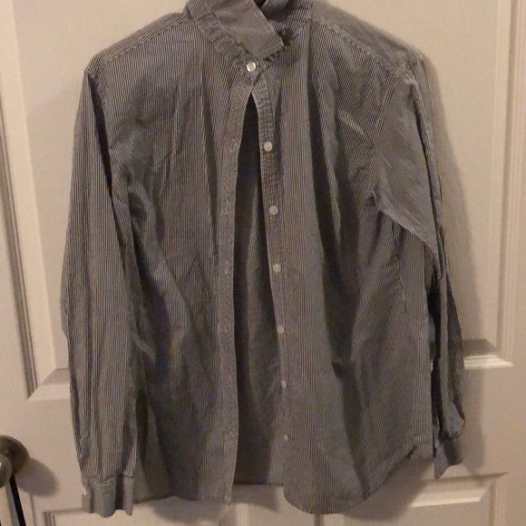 Forever 21: Button down - Picture 1 of 2